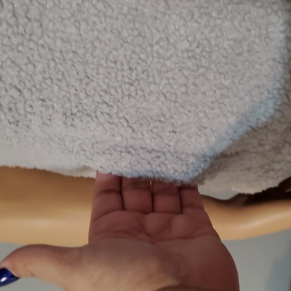 Time and Tru Reversible puffer Vest - Picture 8 of 16